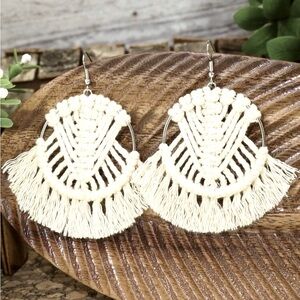 Macramé Lovers! Hand Braided Macramé Tassel Drop Earrings